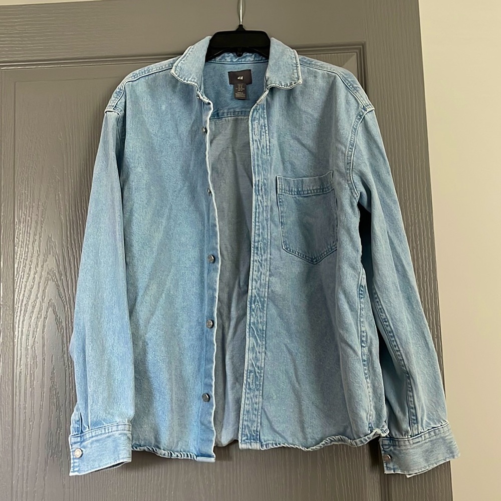 H & M Jean jacket | Light washed size M